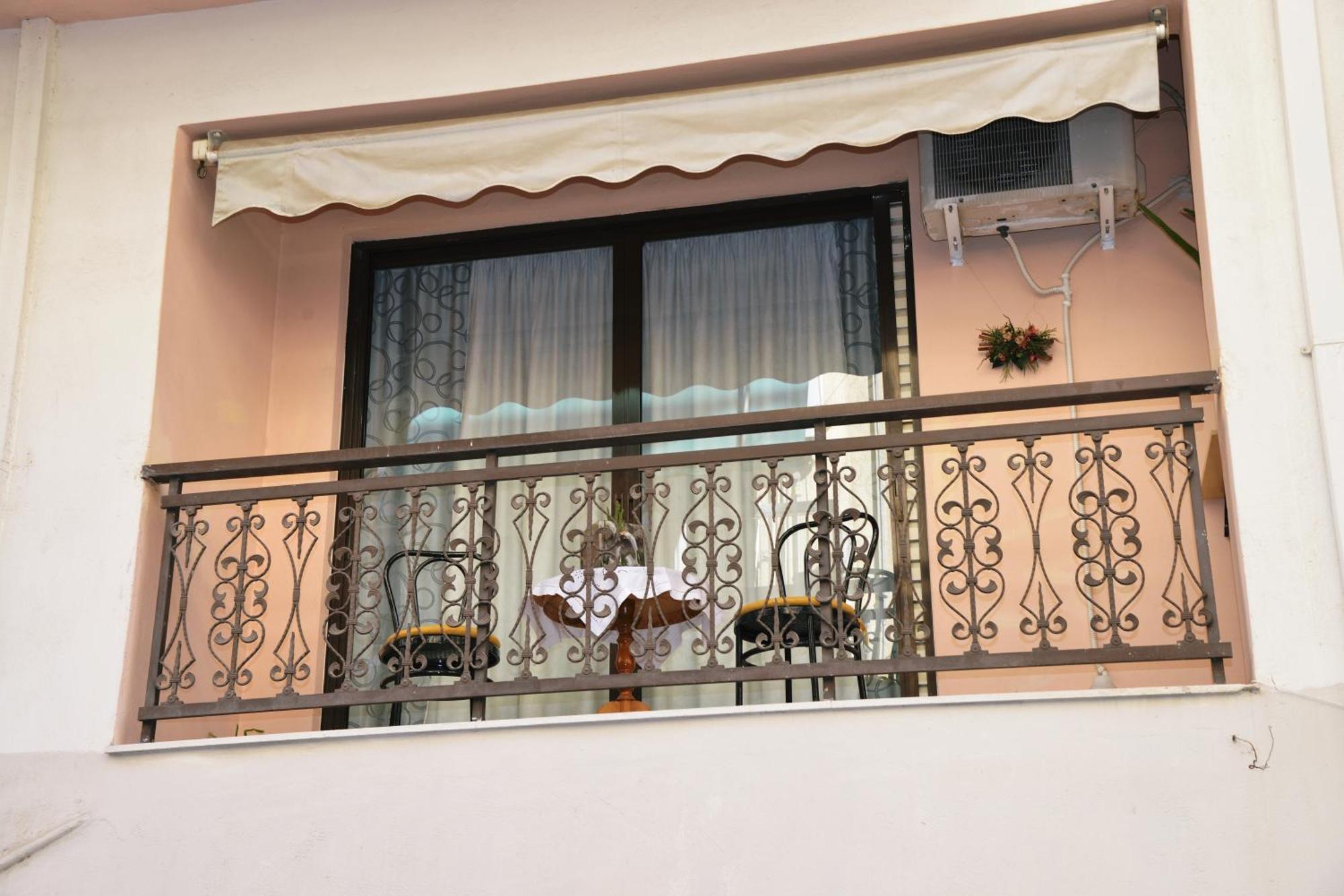 Traditional House Αθήνα Εξωτερικό φωτογραφία